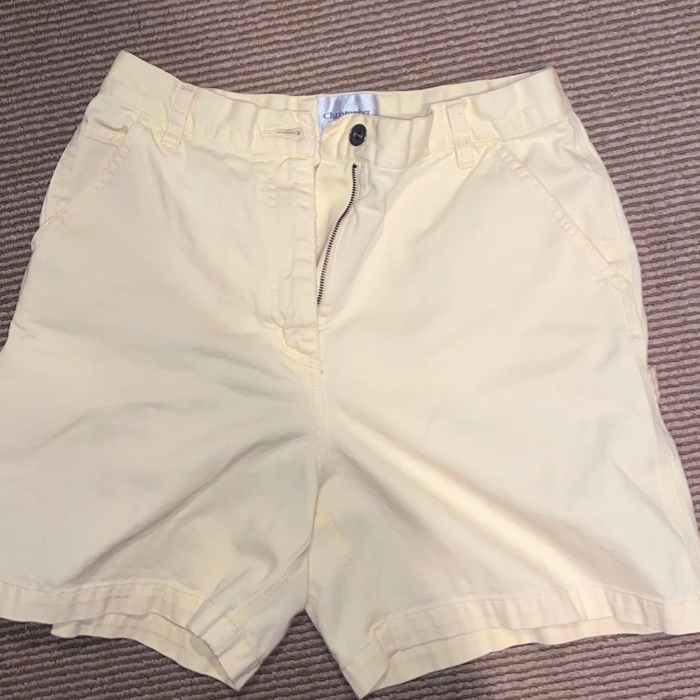 yellow shorts
